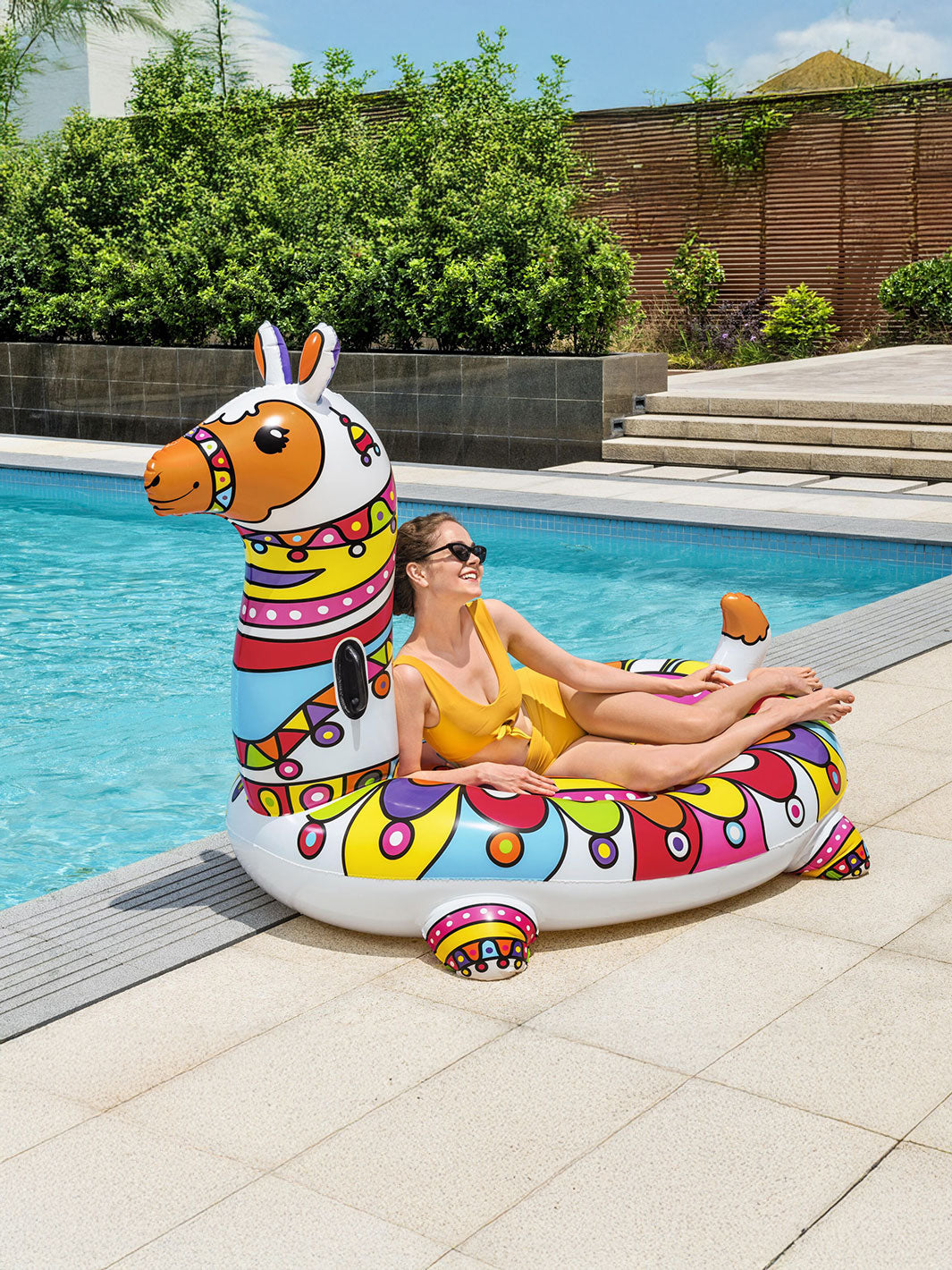 Flotador Llama Inflable Bestway 1.93 m para Alberca